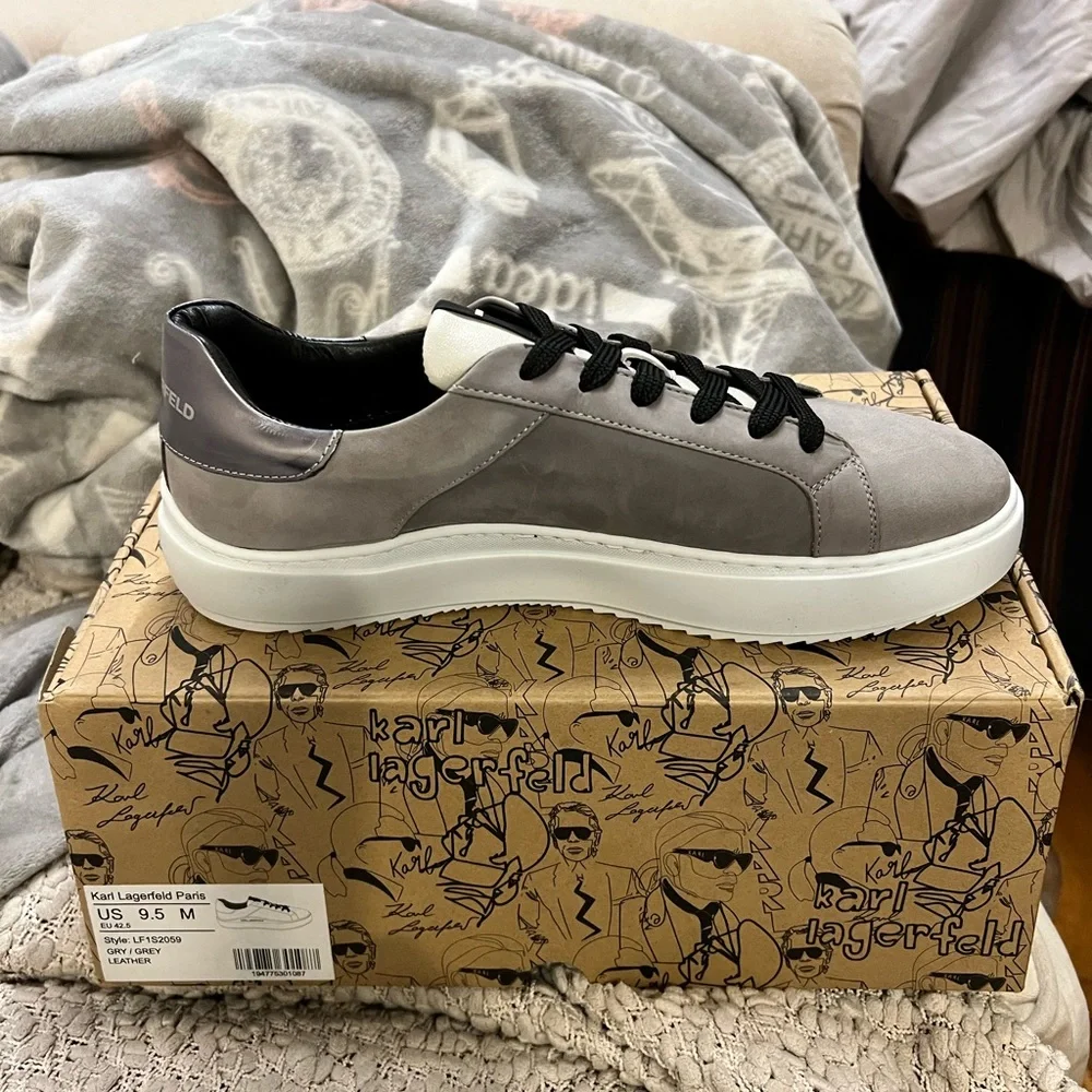 Karl Lagerfeld men shoes size 9.5 NWT